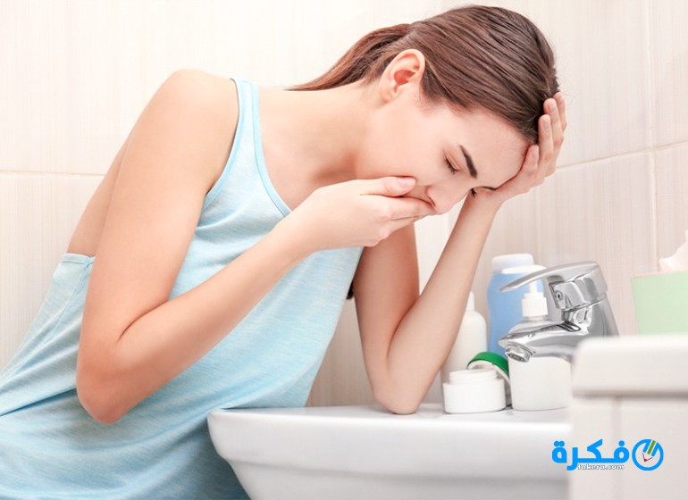 تفسير حلم رؤية الترجيع او التقيؤ في المنام 1 تفسير رؤية البصاق في المنام