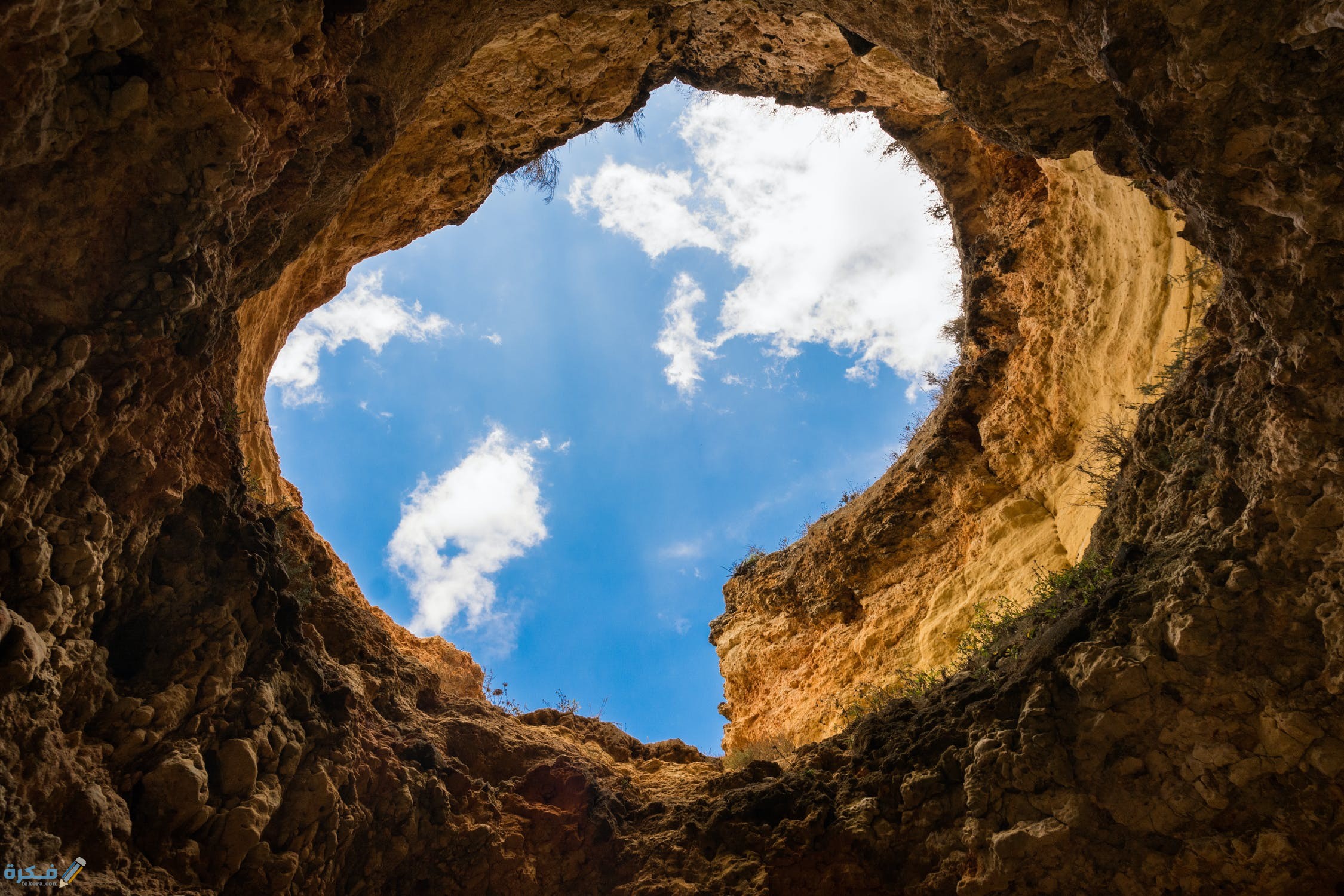 تفسير حلم حفرة فيها ماء 1 sky ditch eye hole