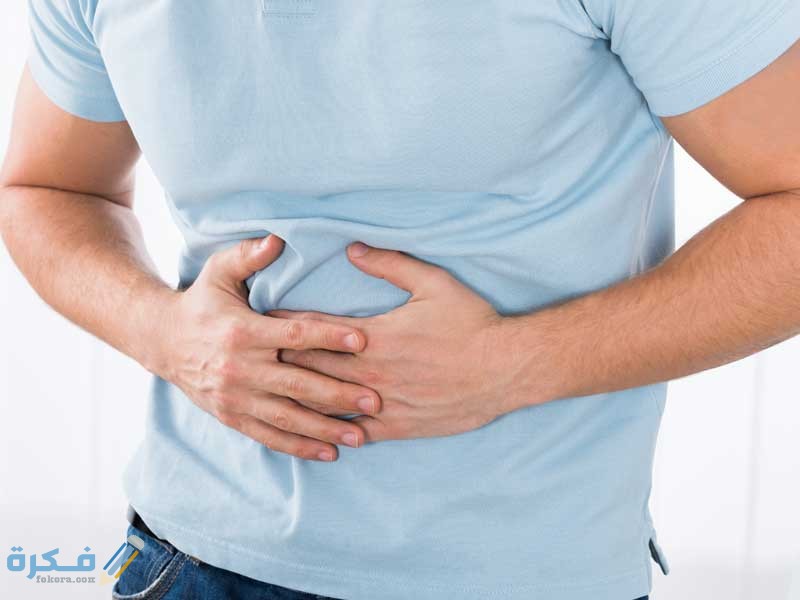 9 طرق علاج الام المعدة بالاعشاب 1 Man stomach ache
