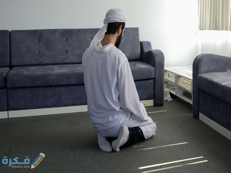 ما حكم صلاة الرجل في البيت بعذر أو بغير عذر وحكم صلاة النافلة ؟ 1 حكم صلاة الرجل في البيت بعذر أو بغير عذر وحكم صلاة النافلة