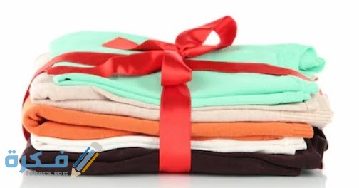 تفسير رؤية الميت يهدي ملابس في المنام 1 gift clothes dream