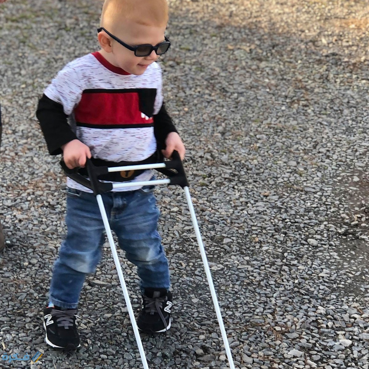 تفسير رؤية طفل أعمى في المنام 1 toddler cane c SQ 1