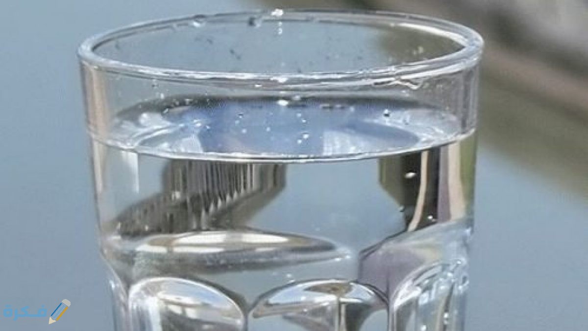 كم قارورة ماء يساوي لتر 1 كم قارورة ماء يساوي لتر