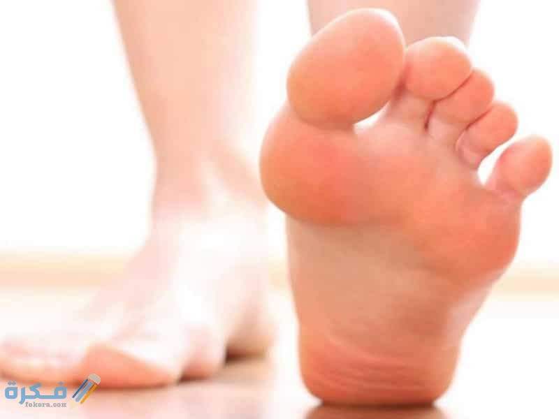 تفسير رؤية جرح القدم في المنام 1 حلم الاصبع الكبير في القدم 1