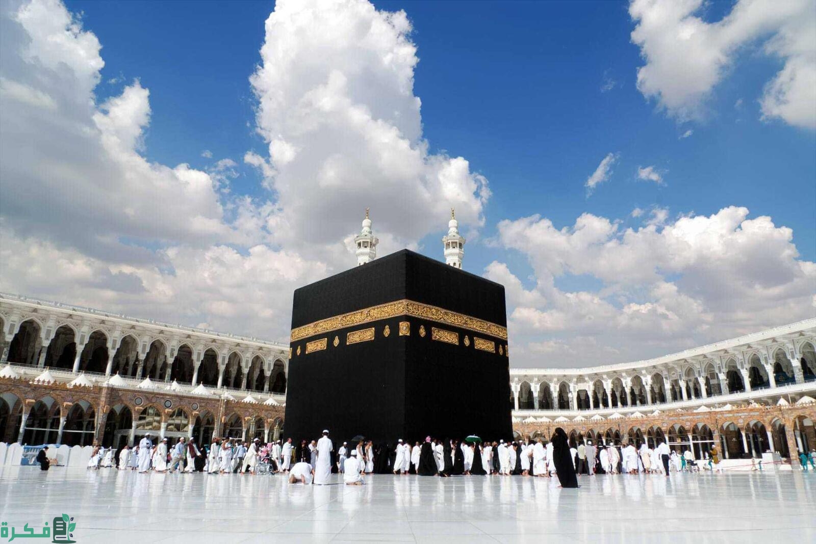 ما تفسير رؤية الصلاة داخل الكعبة في المنام 1 ما تفسير الصلاة داخل الكعبة في المنام