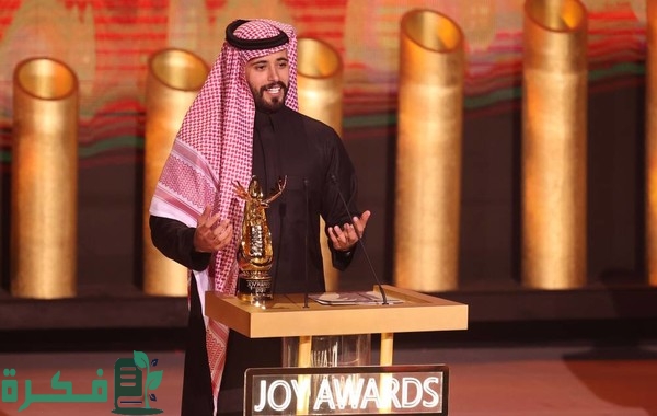 كم عمر الفنان فايز بن جريس ومن اي قبيلة؟ 1 كم عمر الفنان فايز بن جريس؟