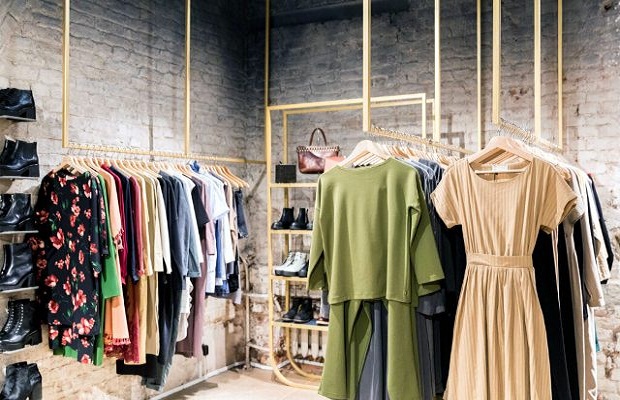 معنى الاوتفيت في السوشيال ميديا ومعنى اوت فت outfit بالإنجليزي 2 معنى الاوتفيت في السوشيال ميديا ومعنى اوت فت outfit بالانجليزي