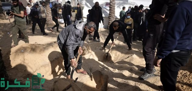الدفاع المدني في غزة ينتشل 73 جثة من ساحة مجمع ناصر الطبي 1 طواقم الدفاع المدني تنتشل 73 جثة من ساحة مجمع ناصر الطبي في خان يونس
