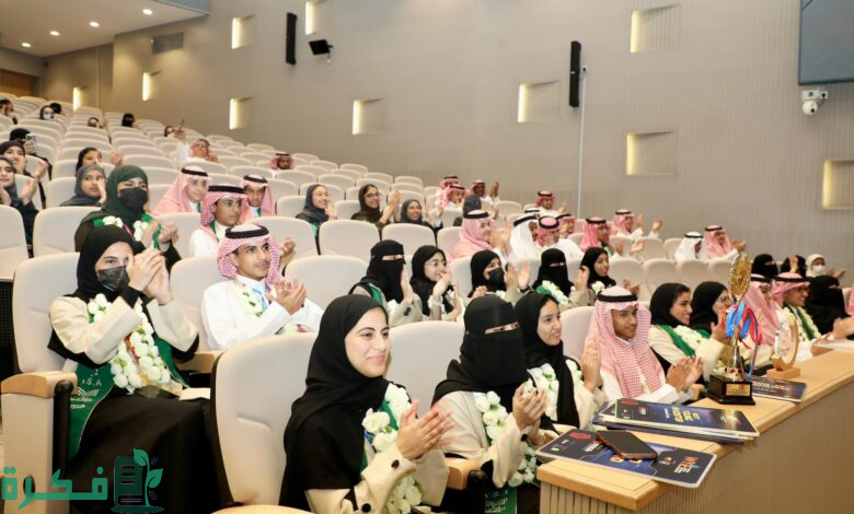 طلاب الرياض يتصدرون قائمة مسابقة "منافس" التعليمية بـ110 جوائز 2 طلاب وطالبات «تعليم الرياض» يتصدرون قائمة «منافس» بـ110 جوائز