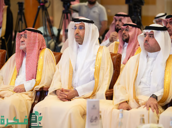 الأمير سعود بن مشعل بن عبدالعزيز يدشن حجر الأساس لمشاريع جدة التنموية 3 شاهد.. نائب أمير مكة يُدشّن ويضع حجر أساس 121 مشروعًا تنمويًّا بقيمة تتجاوز 14.7 مليار ريال