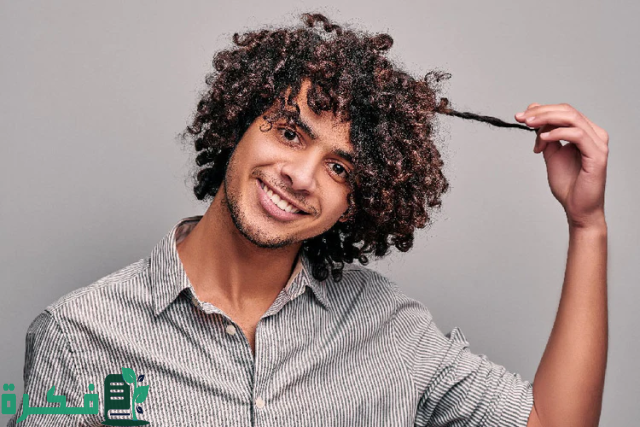 أشكال تدريجات شعر كيرلي رجالي مختلفة ومميزة أشكال تدريجات شعر كيرلي رجالي مختلفة ومميزة
