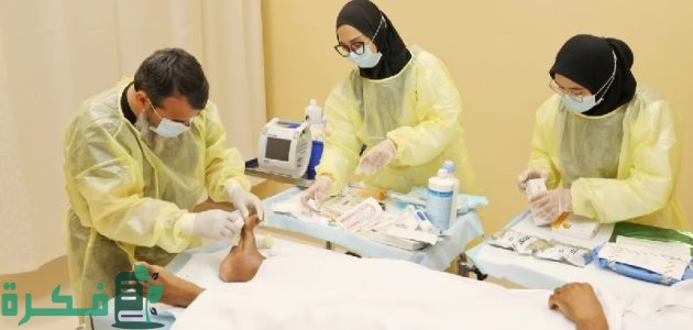 مستشفى الدكتور سليمان الحبيب بالقصيم تنفذ ثلاث مراجعين من البتر 1 مركز علاج القدم السكرية بمستشفى الدكتور سليمان الحبيب بالقصيم ينقذ "3" مراجعين من البتر