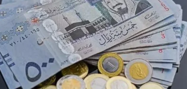 "وزارة المالية" توضح تفاصيل صرف راتب 700 ريال إضافي لبعض الفئات في السعودية 1 تفاصيل صرف راتب 700 ريال إضافي لبعض الفئات في السعودية وفق توضيح وزارة المالية