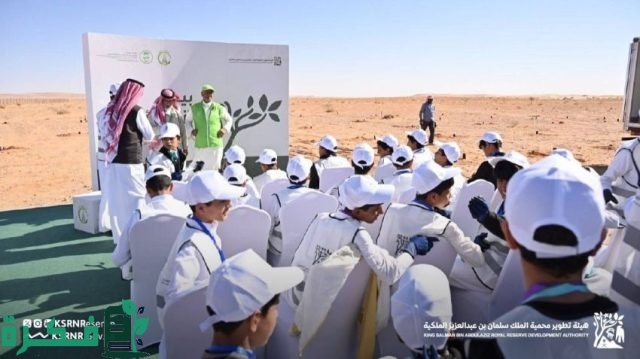 هيئة تطوير محمية الملك سلمان تزرع 5000 شجرة في مسيج أبو عجرم هيئة تطوير محمية الملك سلمان تزرع 5000 شجرة في مسيج أبو عجرم
