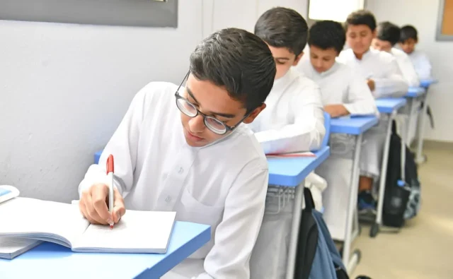 موعد الاختبارات النهائية الفصل الأول 1447 وفقًا للتقويم الدراسي الجديد في السعودية 2 موعد الاختبارات النهائية الفصل الأول 1446 وفقًا للتقويم الدراسي الجديد بالمملكة