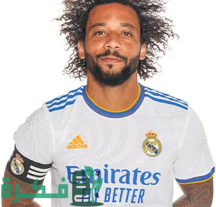 مارسيلو يعلن اعتزاله كرة القدم ويحدد رسائل عاطفية لريال مدريد 1 مارسيلو يودّع كرة القدم برسالة عاطفية لريال مدريد