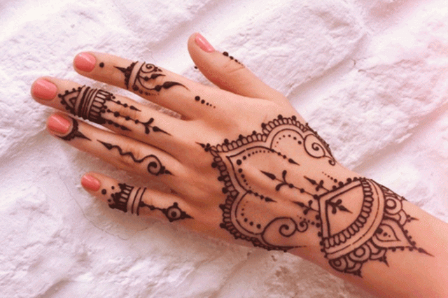 صور نقش حنه يمنى