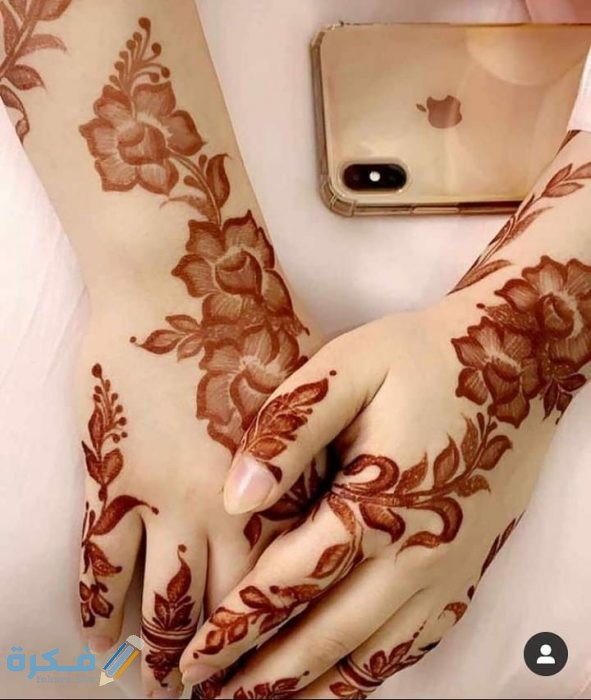 صور نقش حناء أحمر