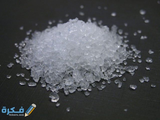 الرمل المصنوع من الكريستال والسيليكا