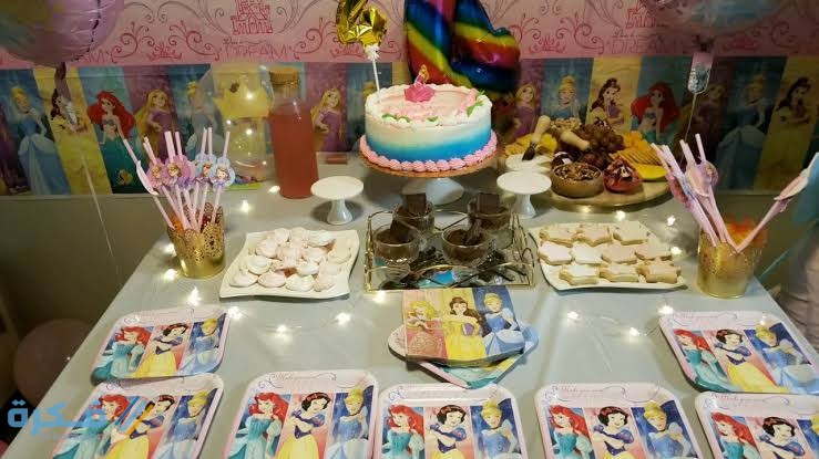 أفكار مختلفة لتزيين طاولة عيد ميلاد طفلك