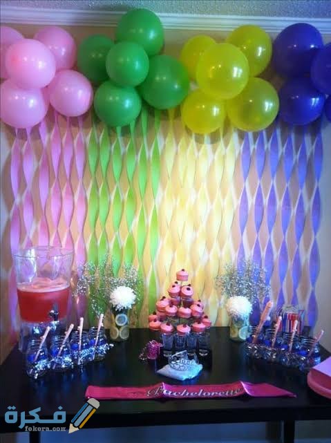 أشكال مبتكرة بالبالونات لتزيين أعياد الميلاد