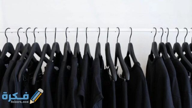 تفسير رؤية الميت بملابس سوداء في المنام