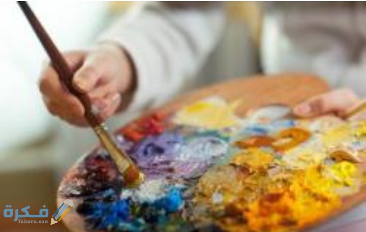 ماذا نفهم من هذه الجملة لم يعد يرسم لنفسه بل يرسم للآخرين،