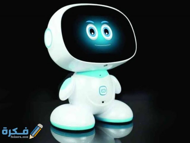 إذا نفذ الروبوت الأوامر الموجودة في الصورة سيأكل جميع الجواهر و يتوقف فوق النقطة البيضاء