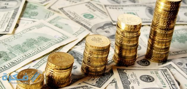 العلاقة بين الذهب والدولار