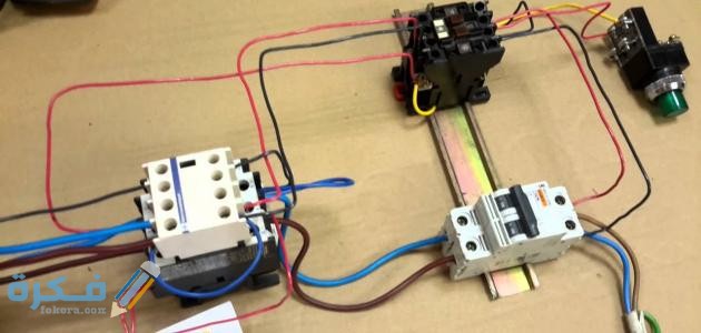 القوة الدافعة الكهربائية الحثية