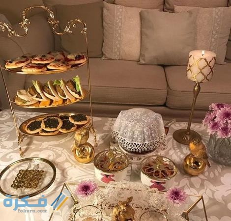 طريقة تنسيق طاولة العيد طريقة تنسيق طاولة العيد