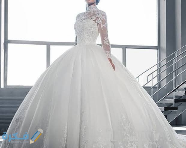 تفسير رؤية الفستان