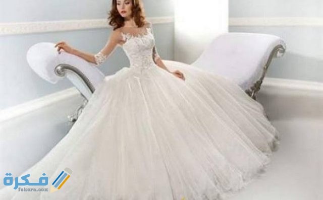 تفسير رؤية الفستان