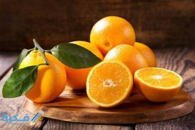 كم نسبة فيتامين سي في حبة البرتقال