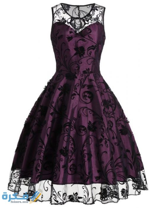 فستان اسود و موف