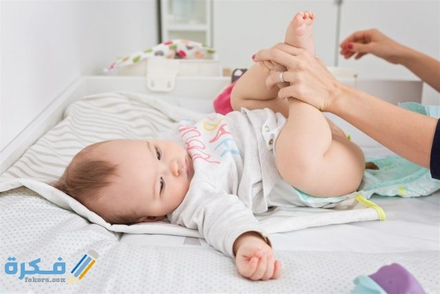 تفسير رؤية طفل رضيع يتبرز في المنام