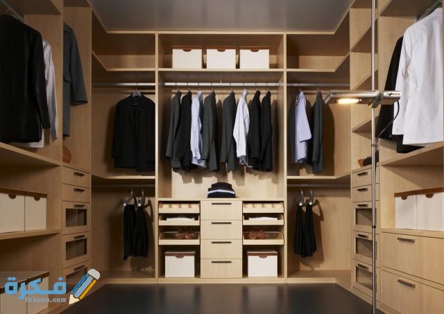 تفسير رؤية تطبيق الملابس في المنام