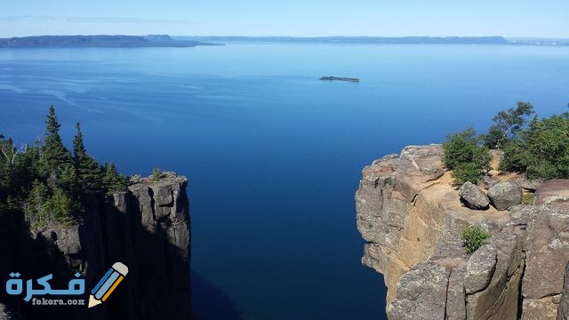 أكبر بحيرة في العالم بالصور