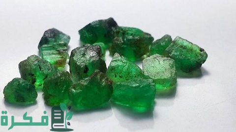 ما هي فائدة حجر الزمرد