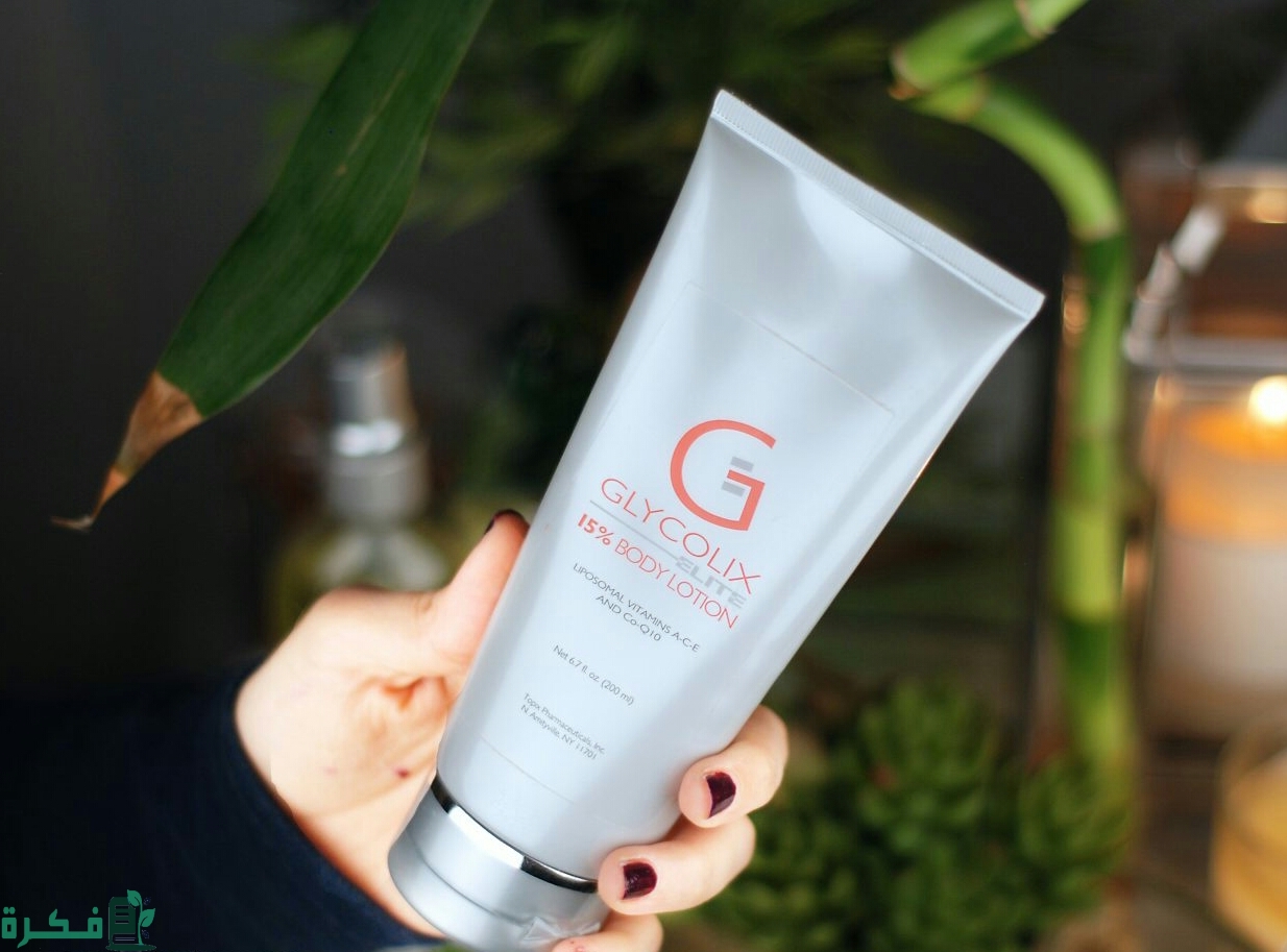 اسم مقشر أحماض الفواكه من الصيدلية