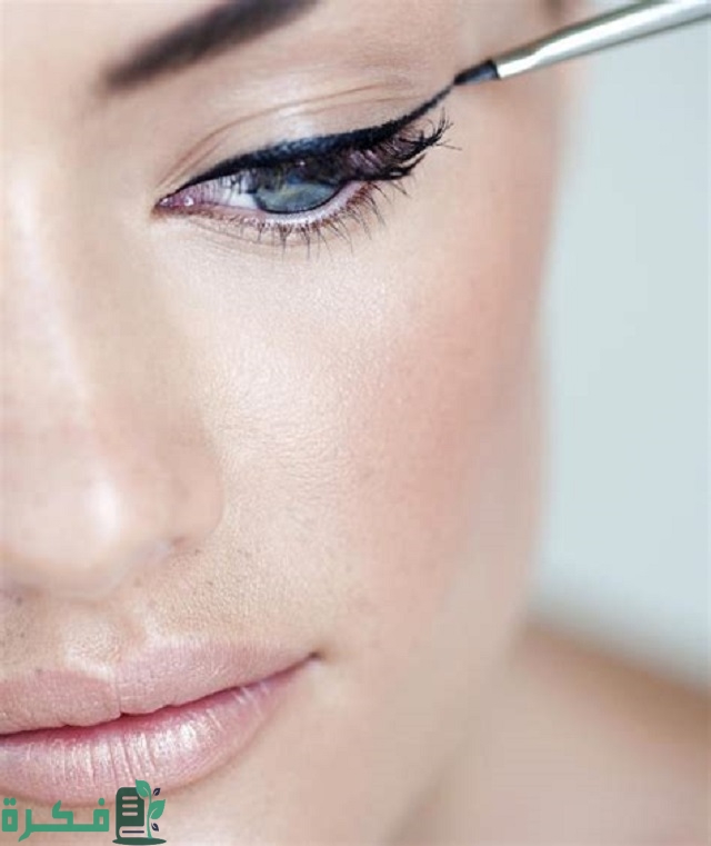 أفضل رسمات آيلاينر للعيون اللوزية