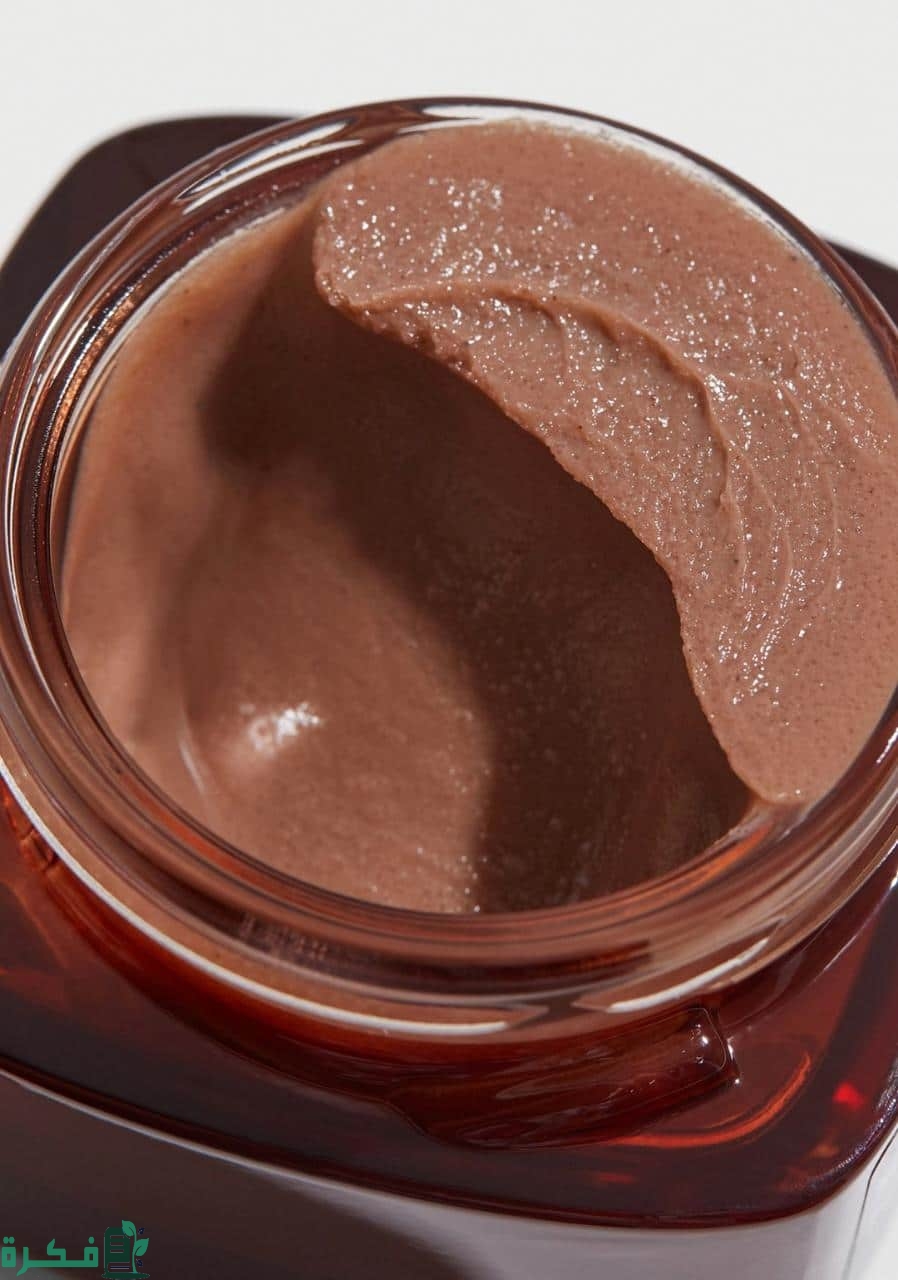 طريقة استخدام زبدة الكاكاو للشفايف