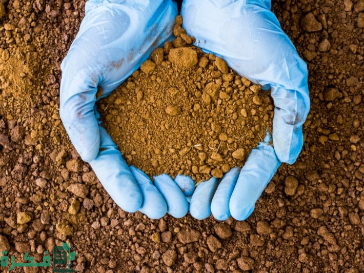 ما هي التربة التي تسرب أكبر كمية من الماء