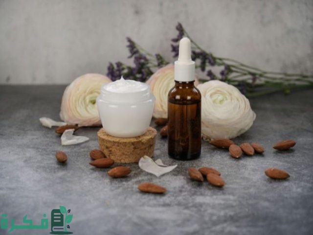 وصفة زيت اللوز الحلو لتفتيح المناطق الحساسة