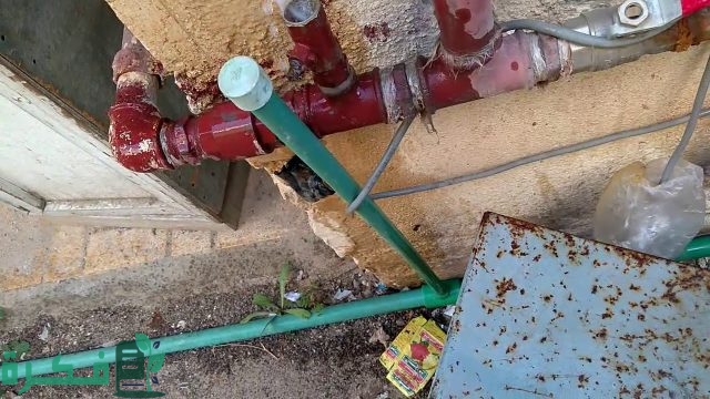 خطوات حل مشكلة الهواء في مواسير الماء