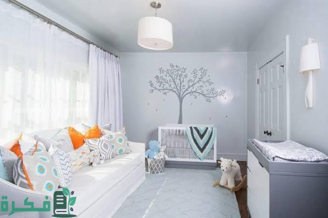 درجات اللون الفضي