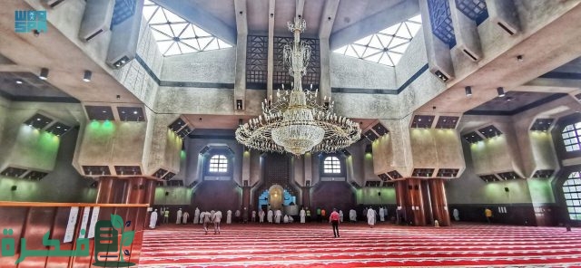 كم تبعد مكة المكرمة عن مسجد التنعيم