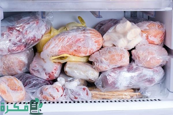 كيفية إذابة الأطعمة المجمدة بأمان