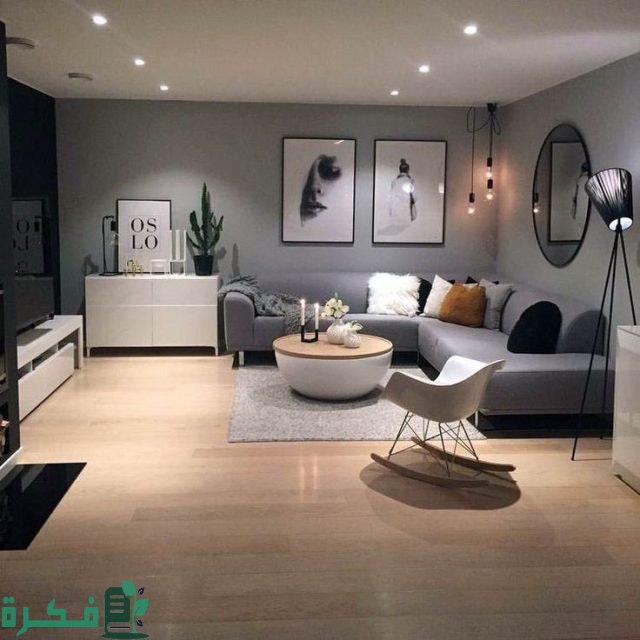 صور كنب رصاصي مع مخدات ملونة