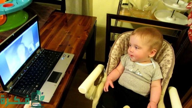 التليفزيون لعمر ثلاث شهور